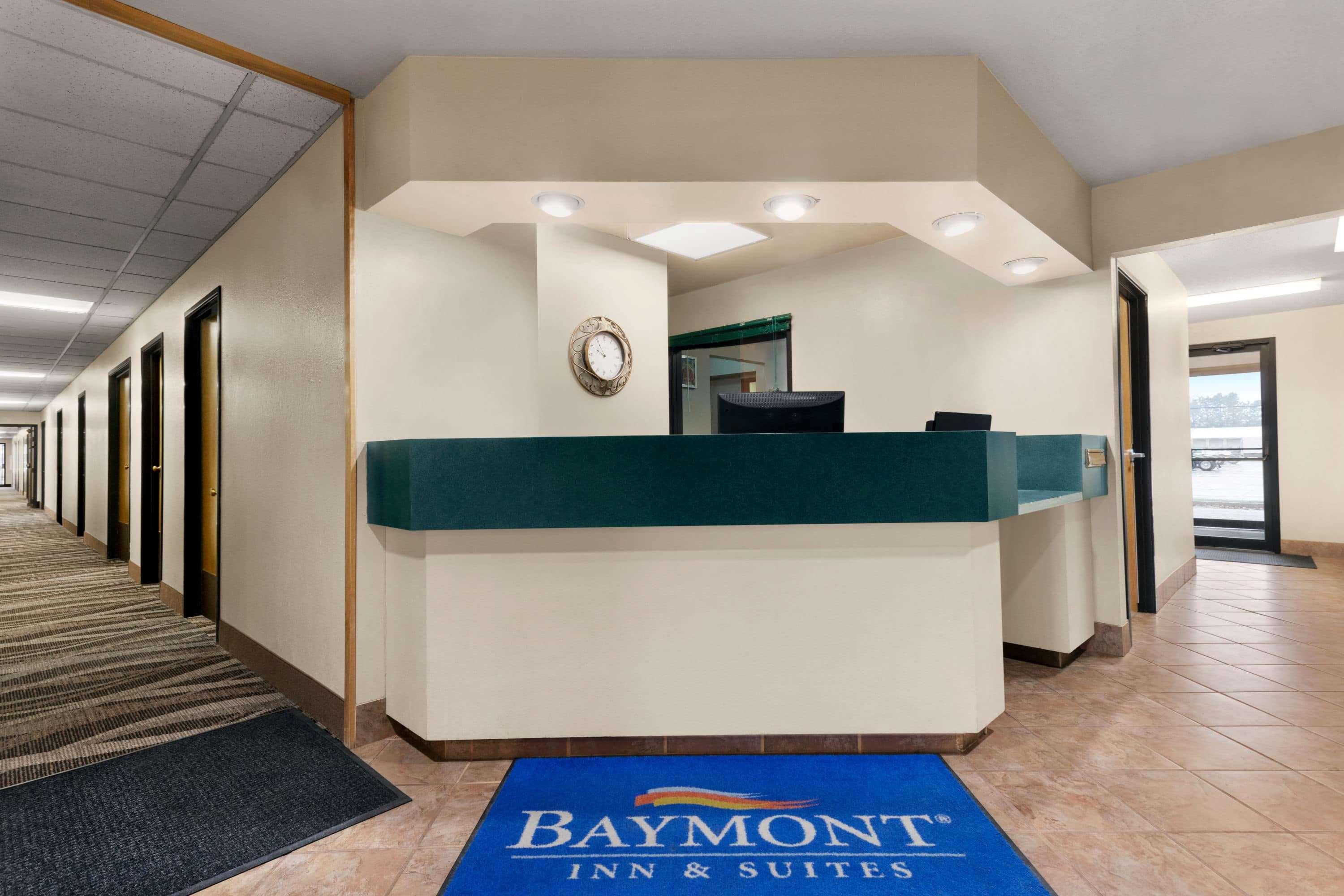 Baymont By Wyndham Sioux Falls North,I-29,Russell St, Airport Exterior photo